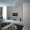 Мягкие пастельные тона в дизайне современной гостиной