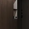 Прихожая с длинным коридором