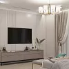 Спальня в классическом стиле в бежевых тонах