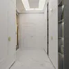 Прихожая и холл частного дома в стиле арт-деко